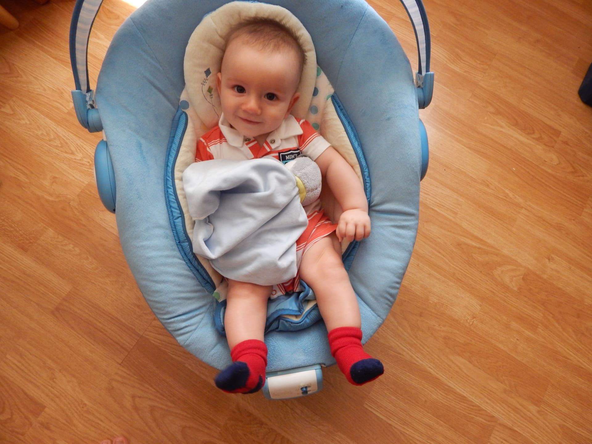 Cloth diapering family uses Green Diaper Babies cloth diaper service in Chicago. Green Diaper